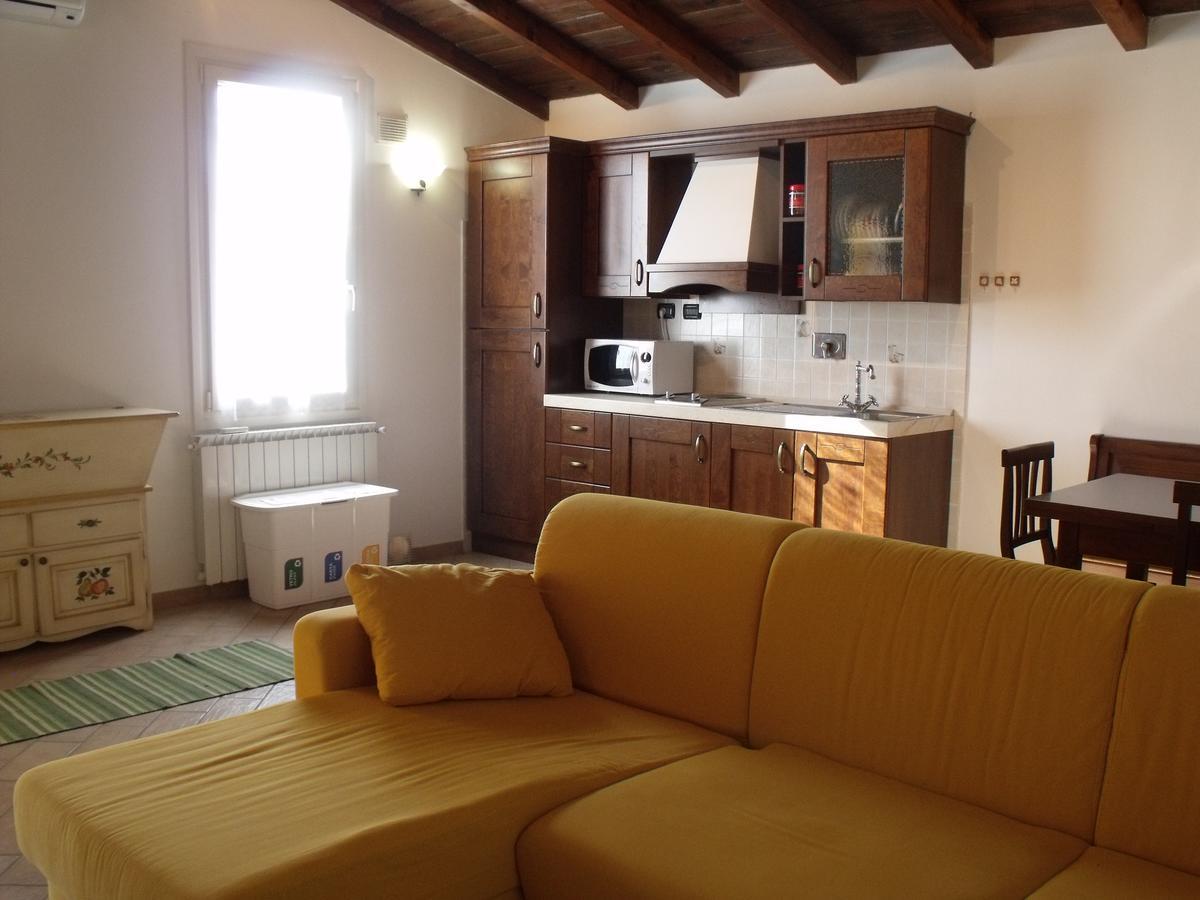 B&B Podere Montese فيلافرانكا إن لونيجيانا المظهر الخارجي الصورة